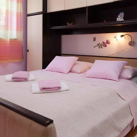 דירה In With Two-bedrooms 2